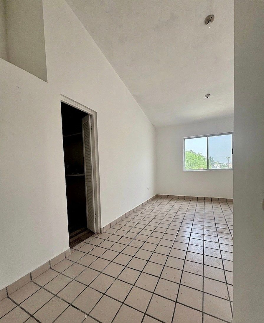 House in Del Paseo Residencial, Monterrey, photo 24 of 28