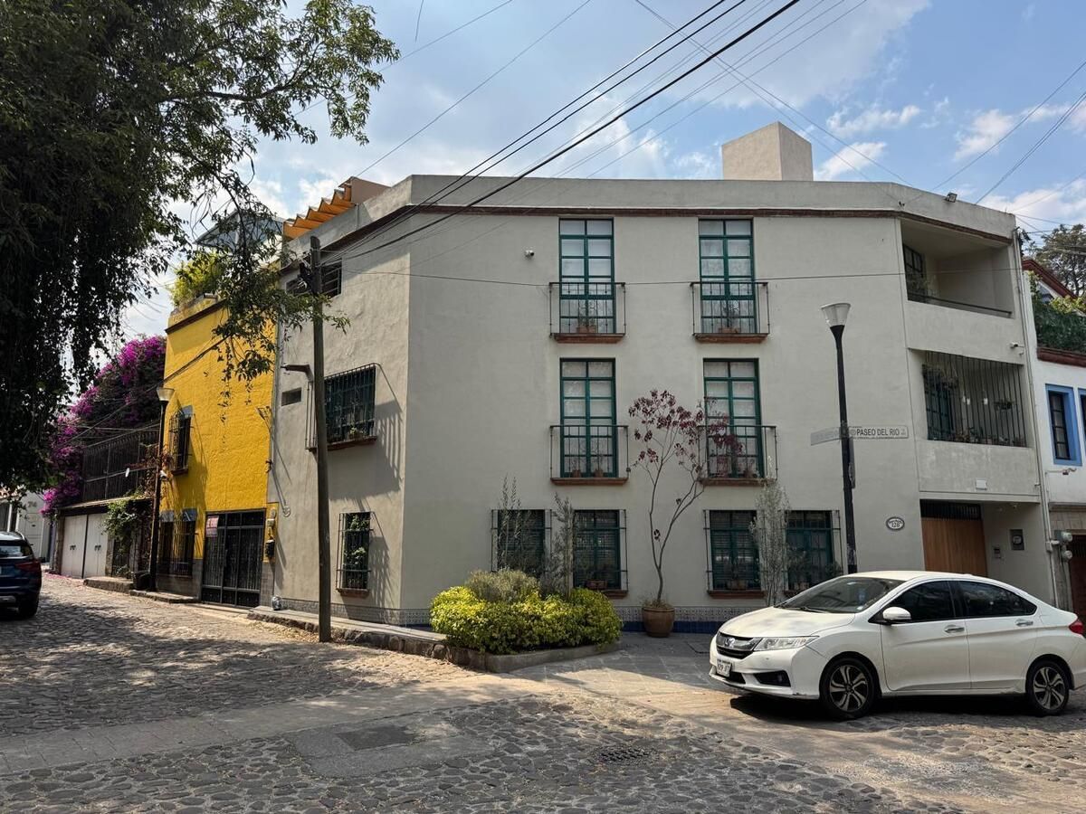 3 de 40
