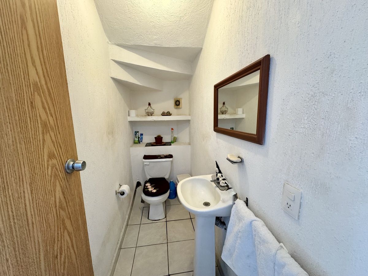 Medio Baño PB