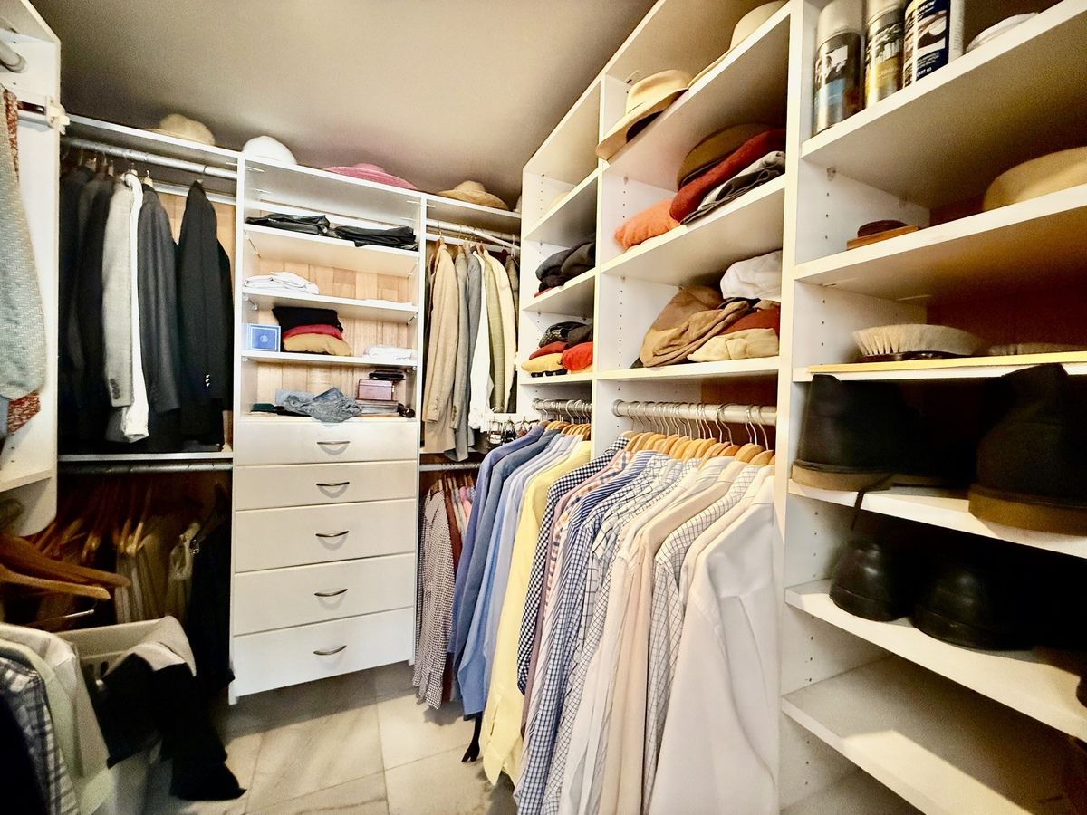 40 de 47: Closet- Segundo Habitación