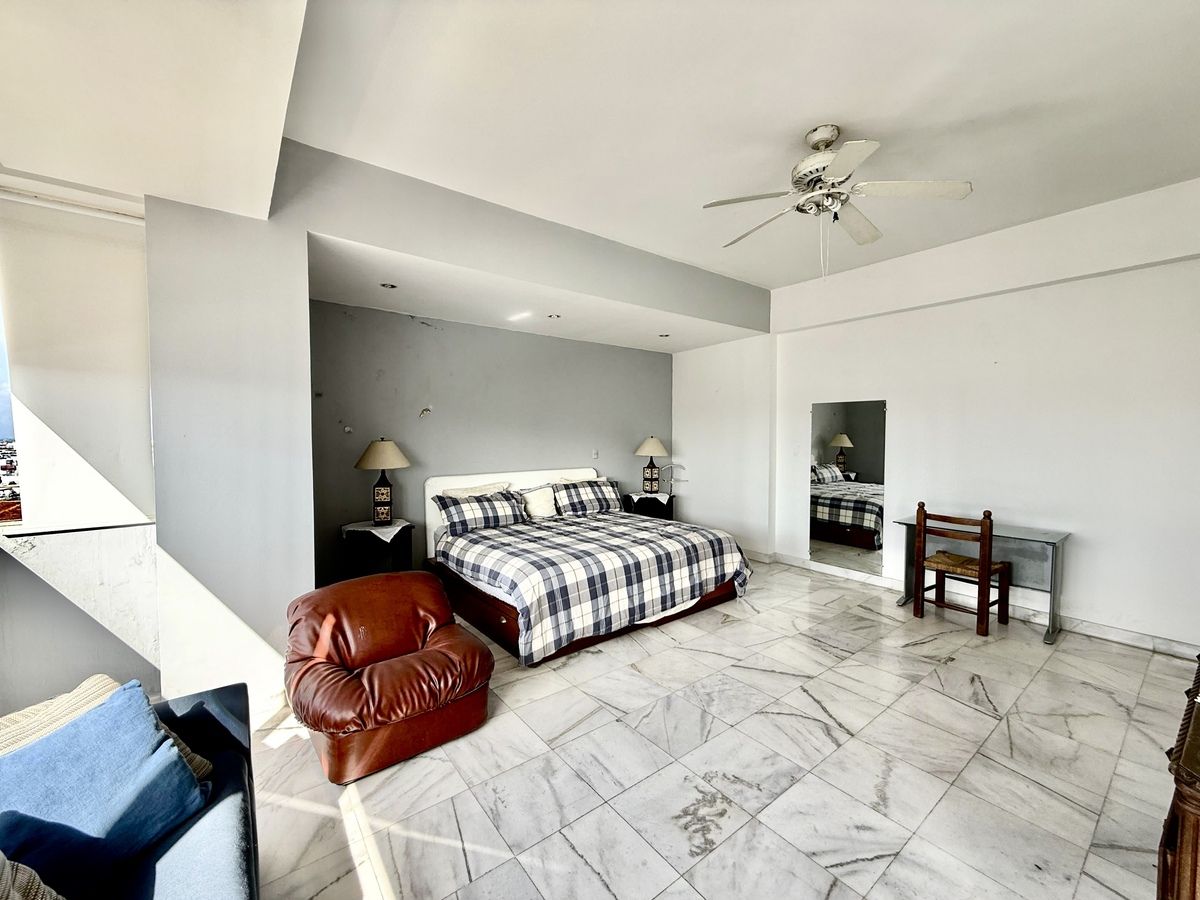 27 de 47: Tercera Habitación- Primer Piso