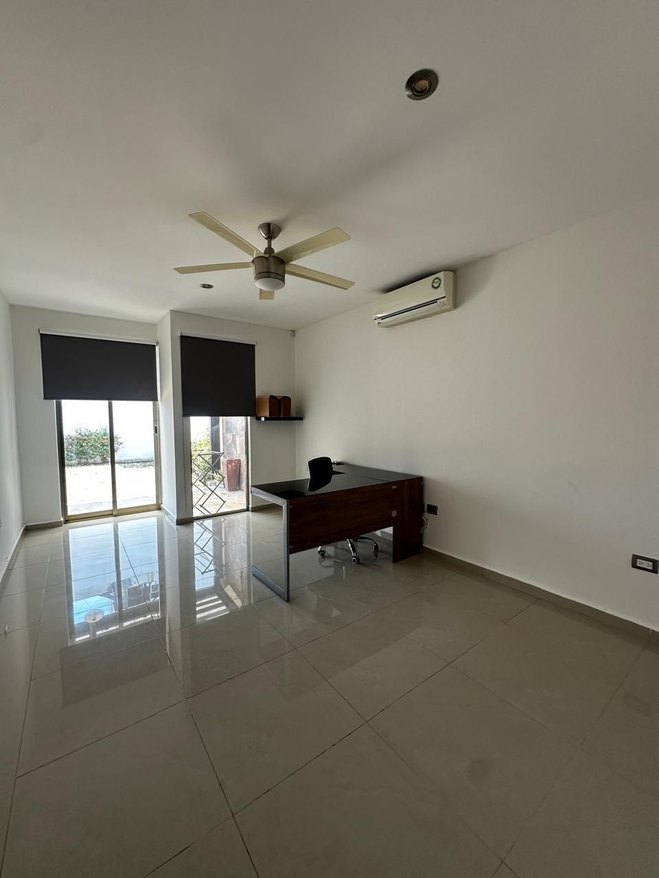 5 of 25: ESTUDIO PLANTA BAJA