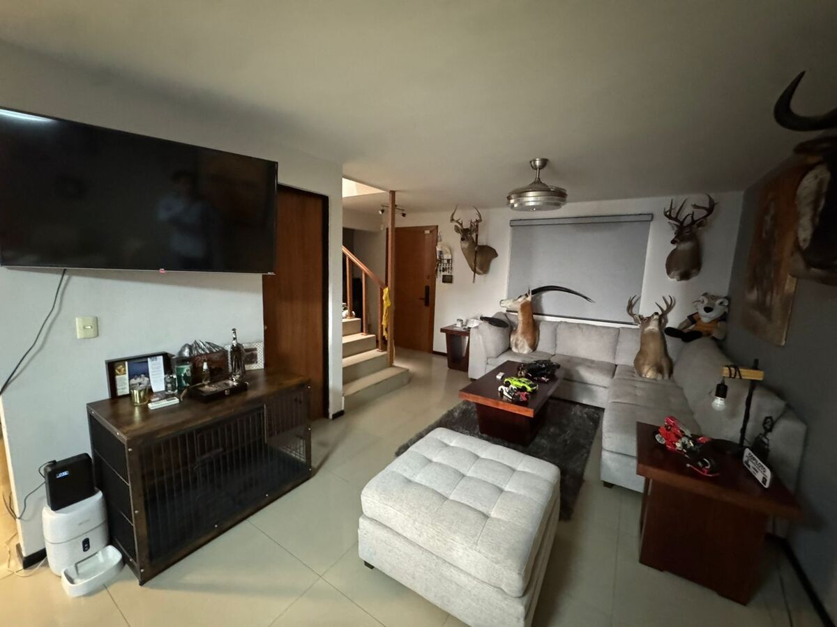 2 of 17: CASA EN VENTA EN COLINAS DE SAN JERONIMO