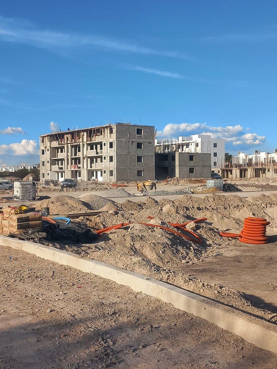 26 of 26: Torres a entregar mayo