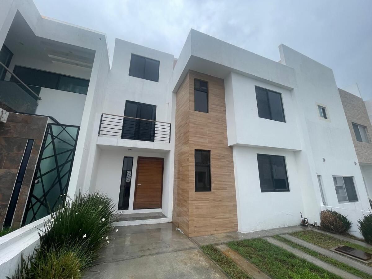 1 de 11: Fachada