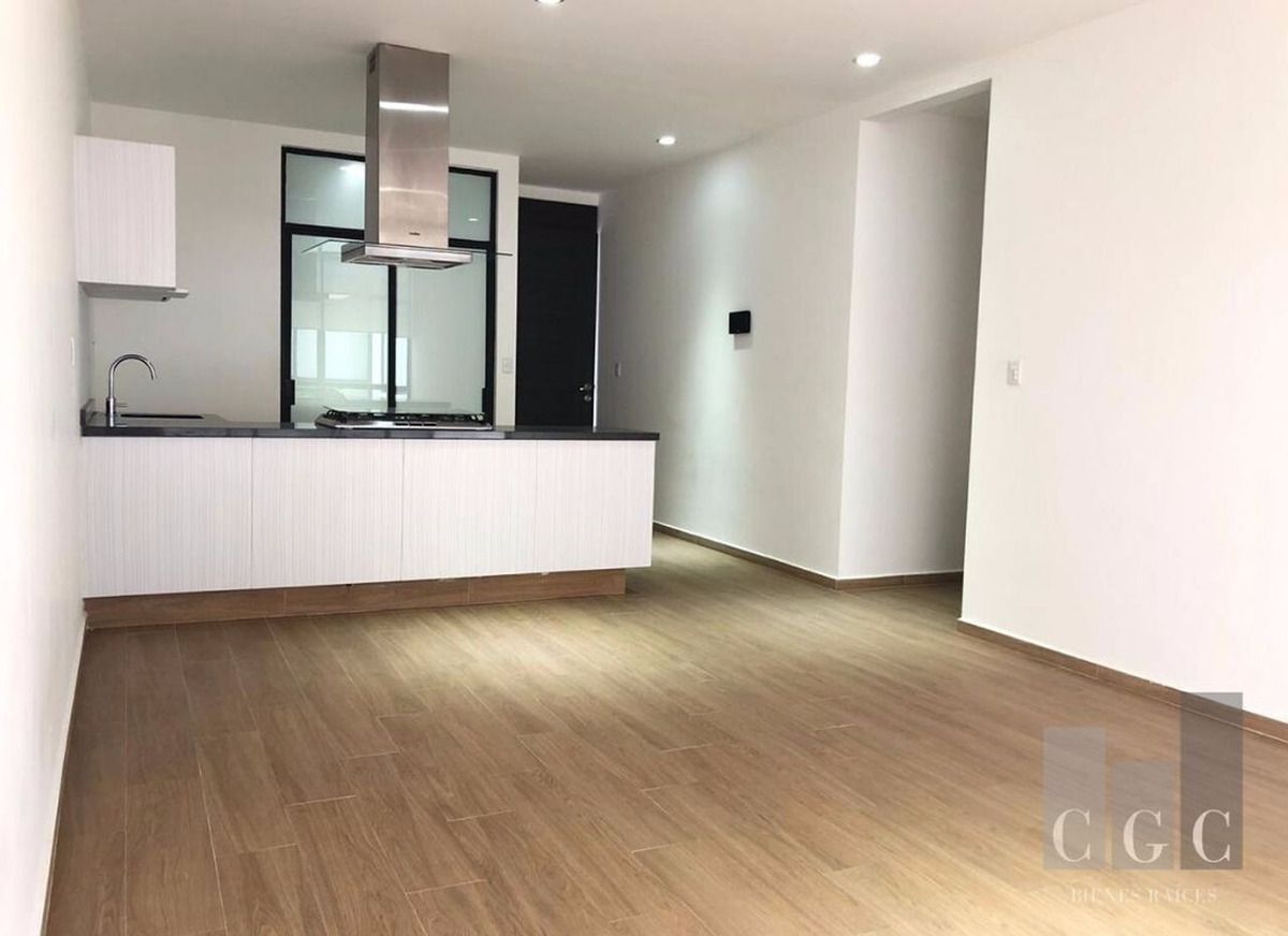 Apartment in Granjas Navidad, Cuajimalpa de Morelos, photo 3 of 18