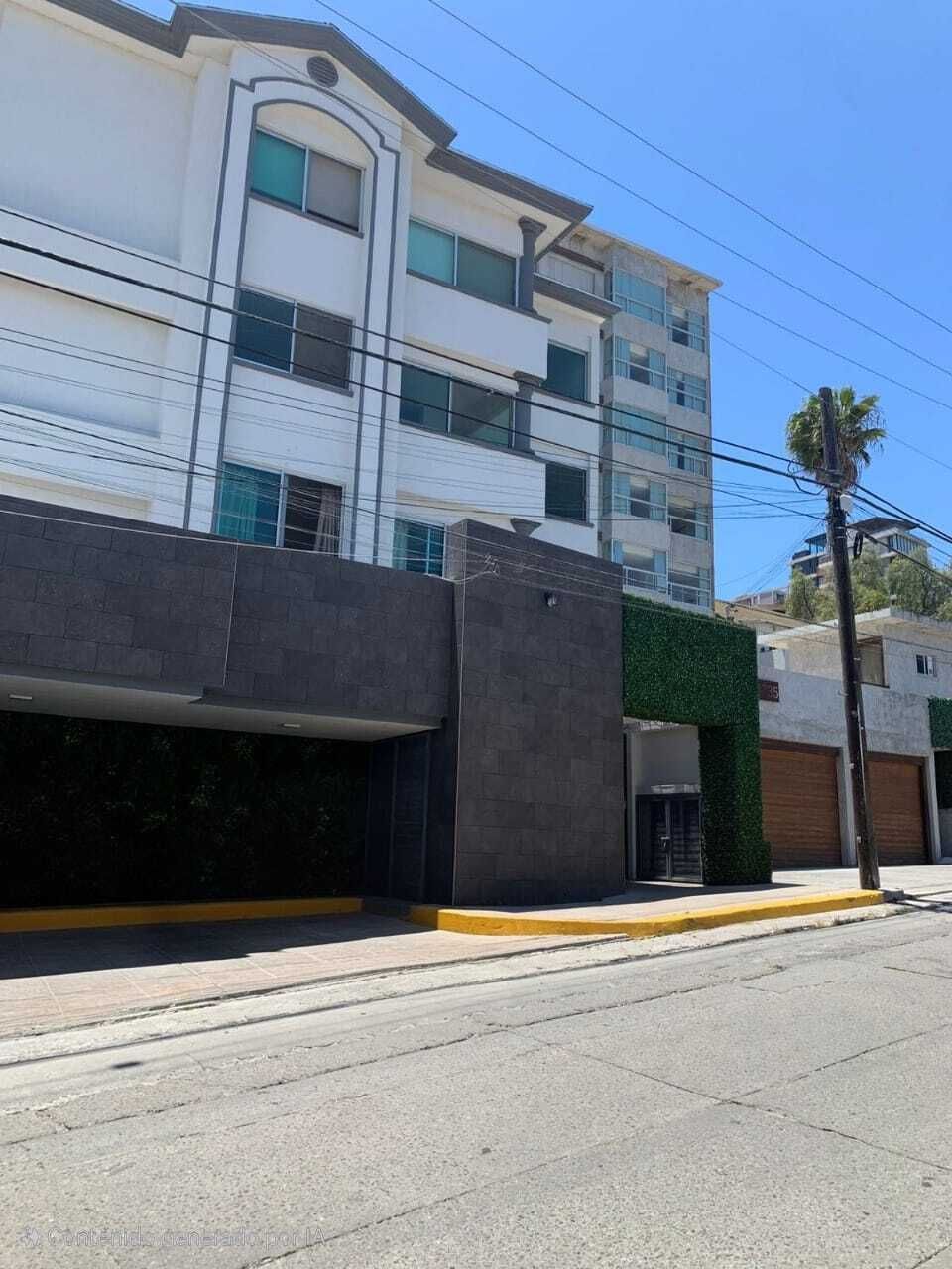 1 de 19: Fachada