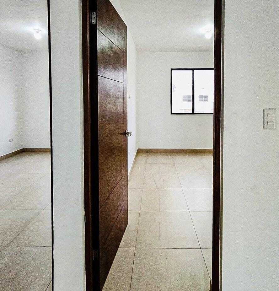 4 de 9