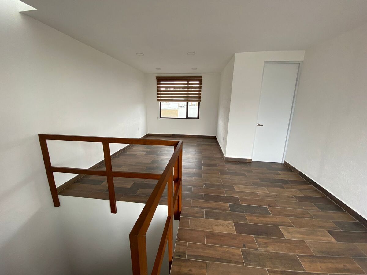 26 of 35: Cuarto de TV 3er piso