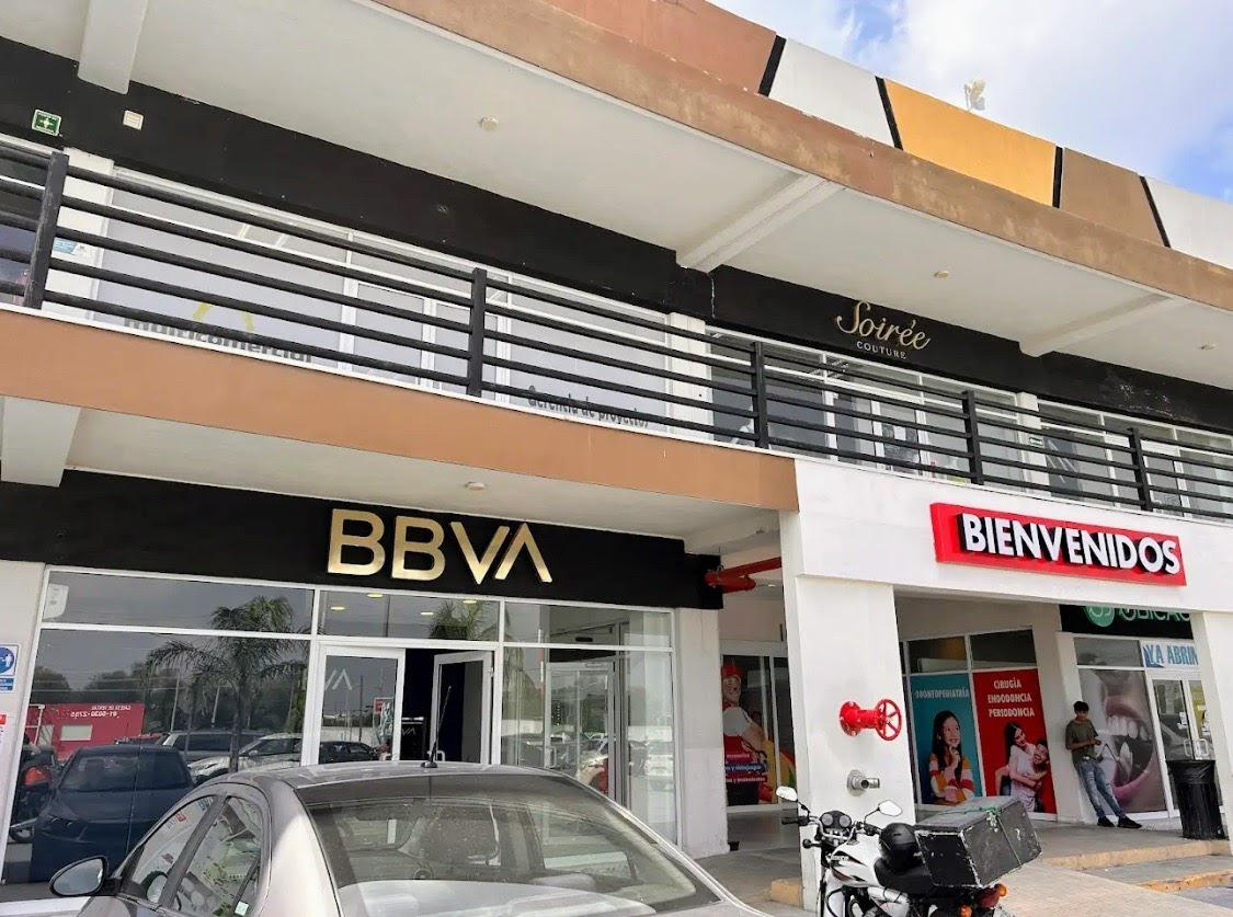 3 de 8