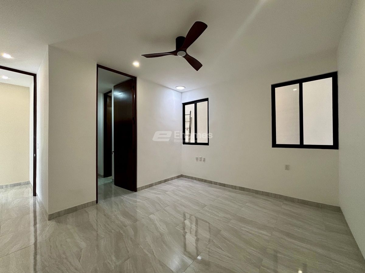 9 de 47: HABITACIÓN PLANTA BAJA