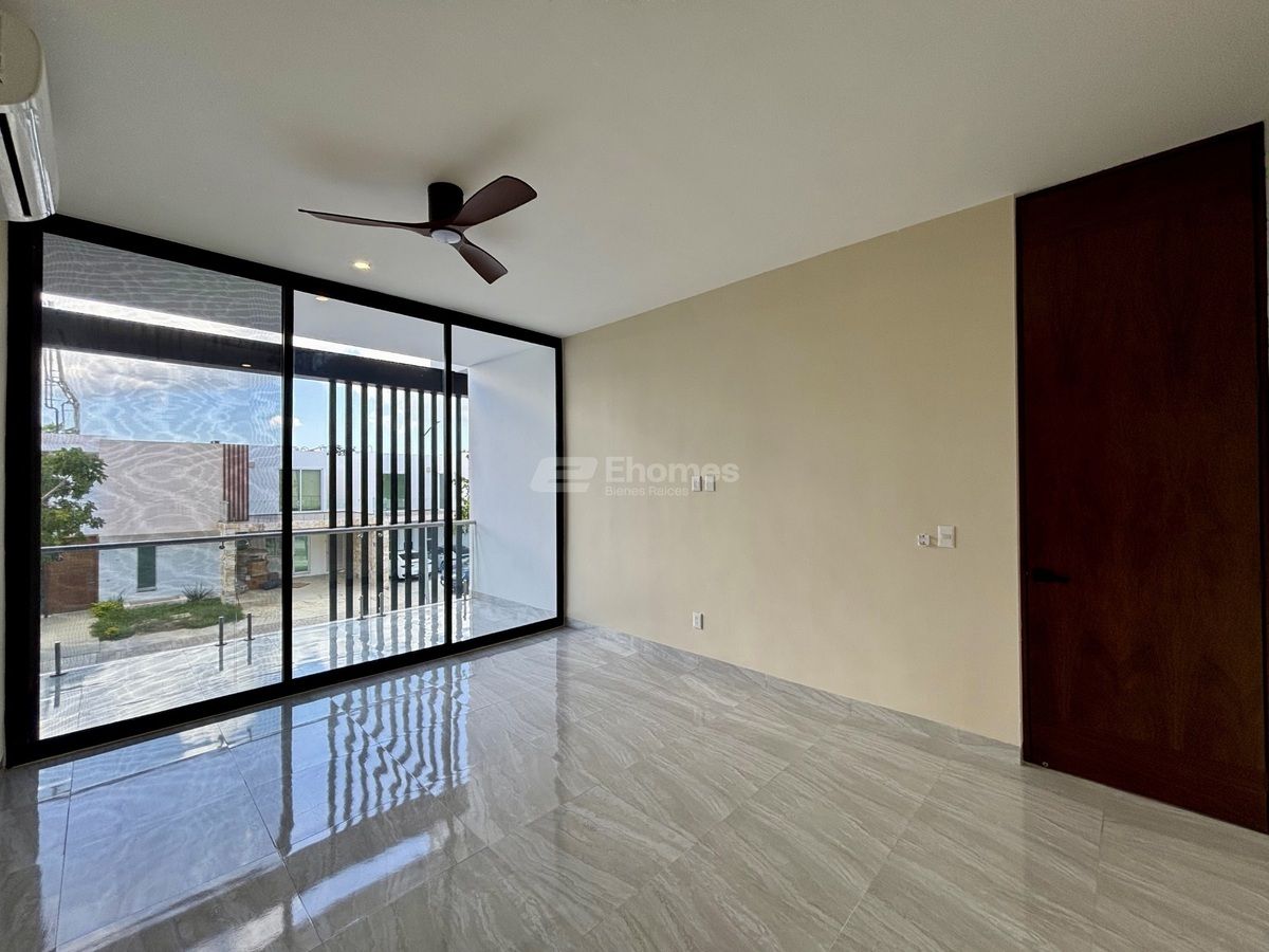 25 de 47: HABITACIÓN SECUNDARIA
