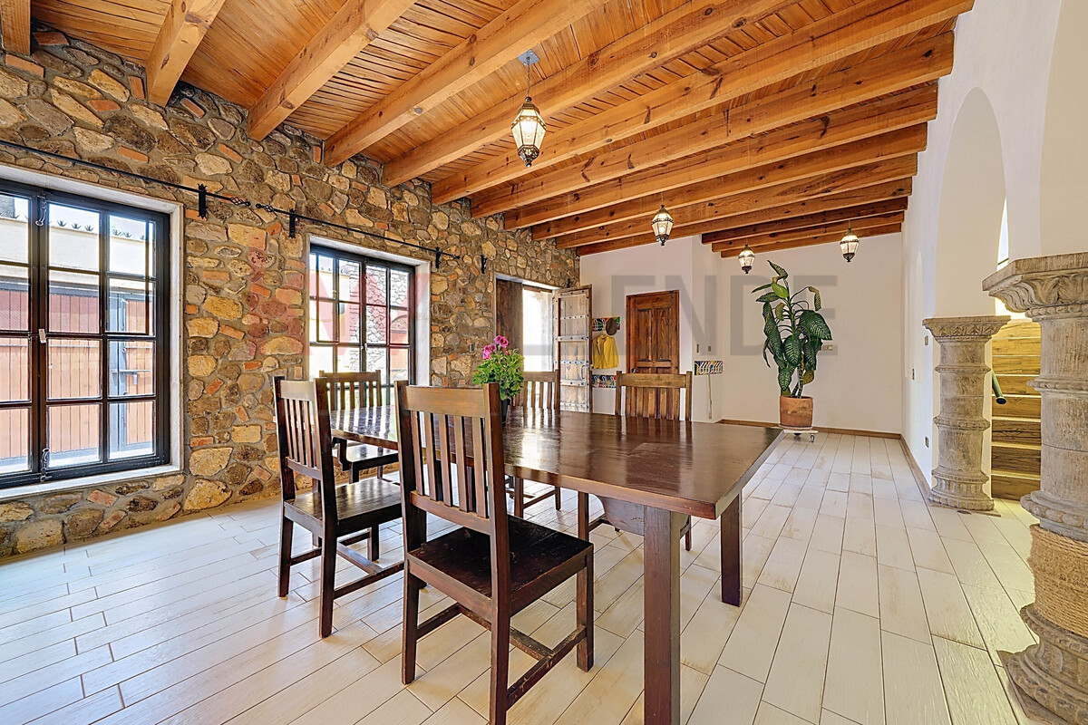 5 of 33: (planta baja) - COMEDOR