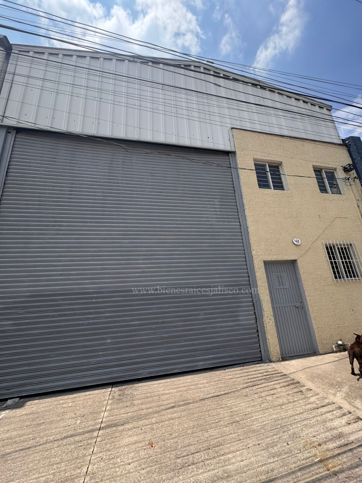 2 de 18: fachada exterior