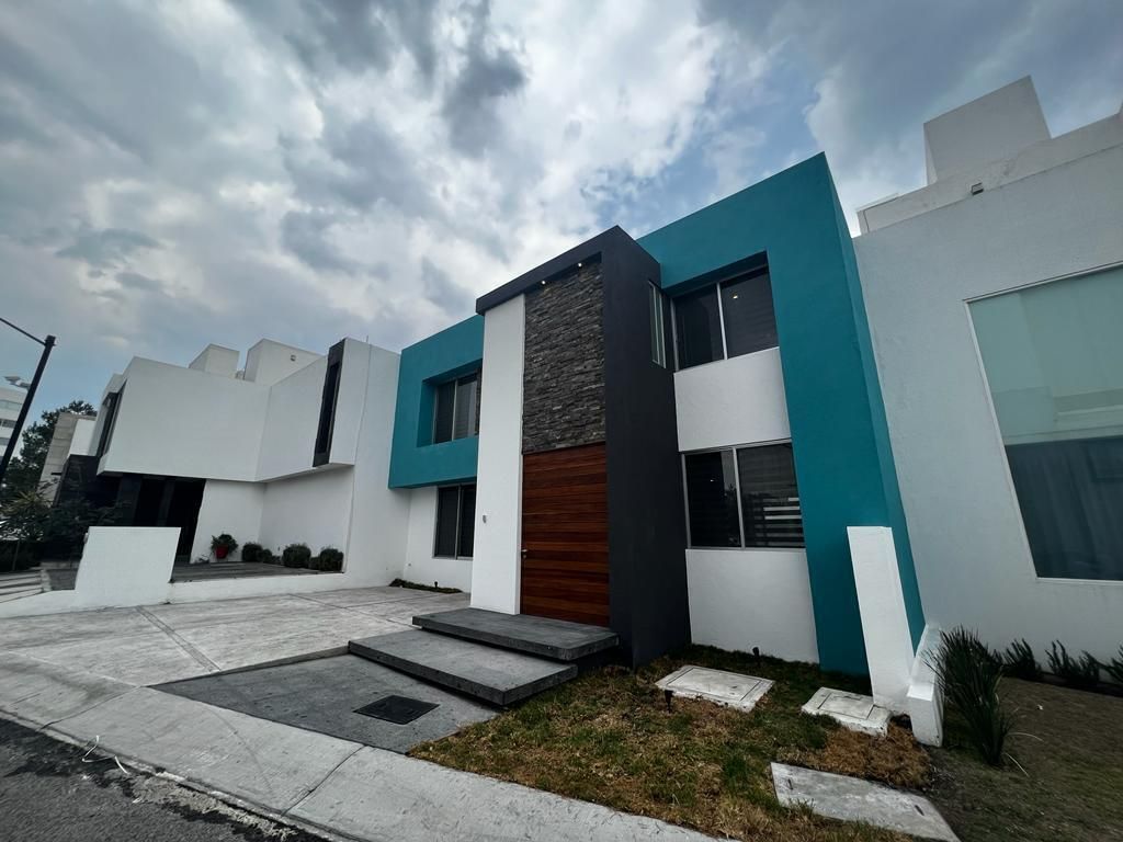 CASA EN RENTA EN RESIDENCIAL LA VISTA QUERETARO