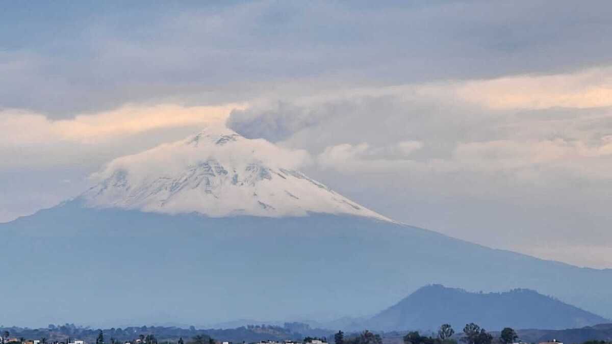 6 de 21: Vista al Volcán