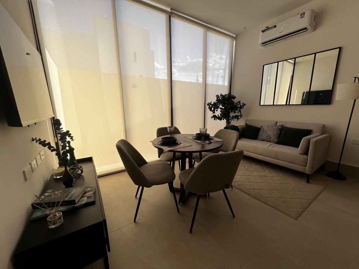 1 de 10: Sala y Comedor