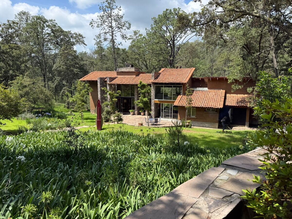 BEAUTIFUL FURNISHED HOUSE IN HACIENDA SAN FRANCISCO (TAPALPA) - foto 1