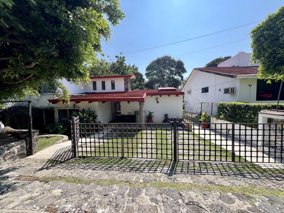 4 de 33
