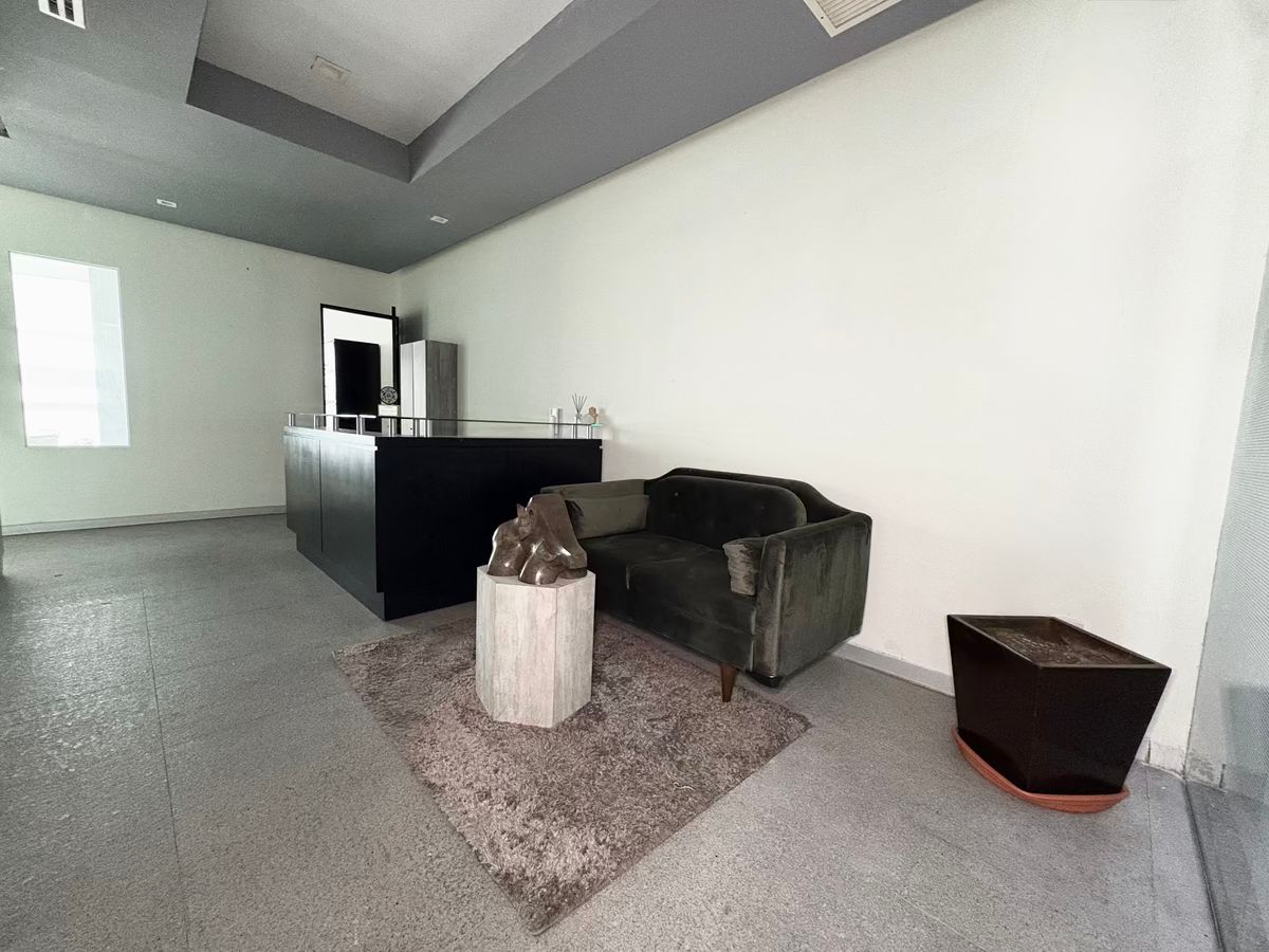 22, Privada Bosque de Radiatas, Bosques de las Lomas, 05120 con 0 Recámaras, 150 Metros Cuadrados, 1 Baños y 2 Puestos de Estacionamiento