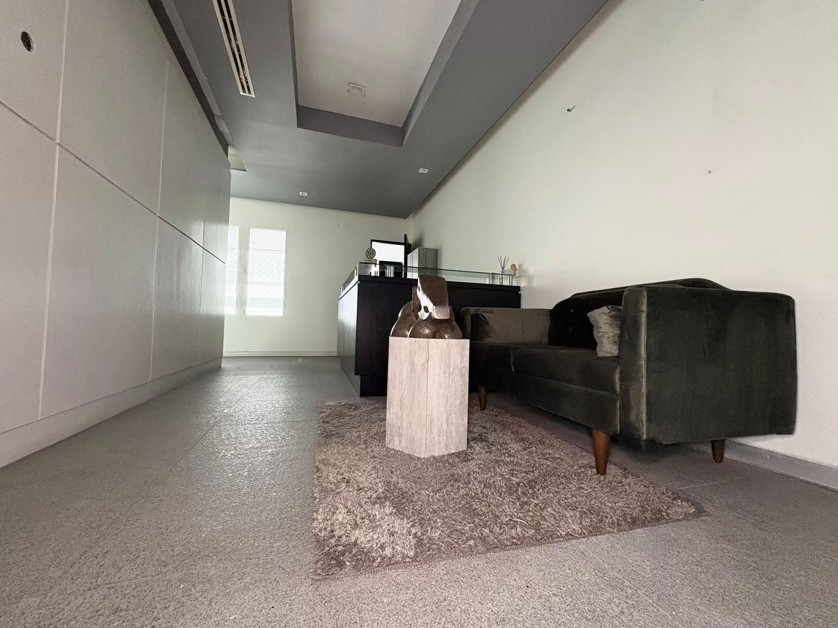 22, Privada Bosque de Radiatas, Bosques de las Lomas, 05120 con 0 Recámaras, 150 Metros Cuadrados, 1 Baños y 2 Puestos de Estacionamiento