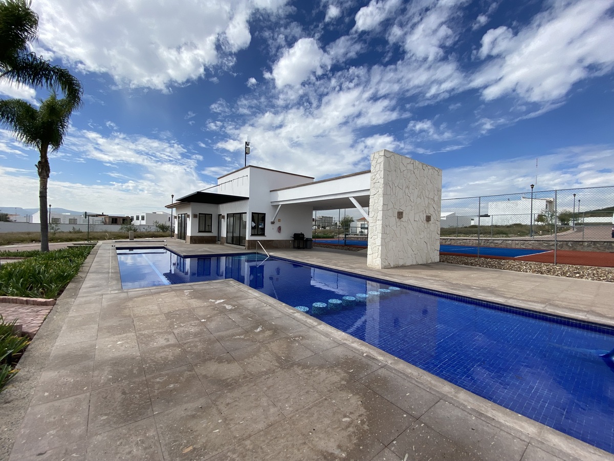 22 de 26: Espacios para deporte y relajación.