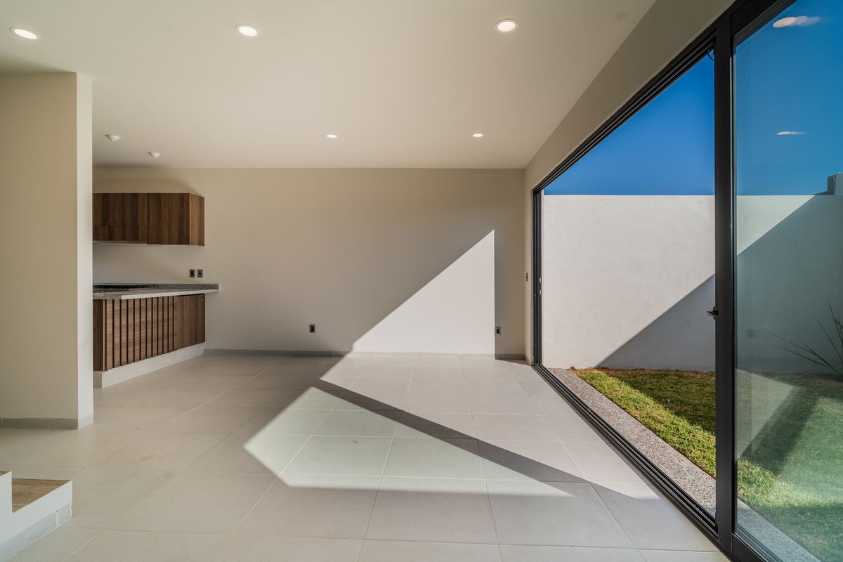 Venta de Casa con Roof en Corregidora, Querétaro