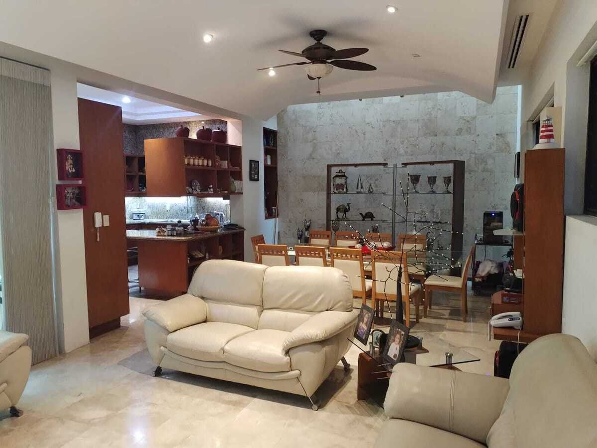 Casa TRES NIVELES, diseño, confort y lujo en venta Fracc. Reforma. VERACRUZ, VER