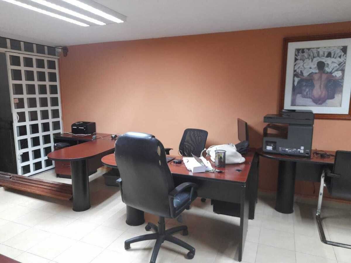 4 de 27