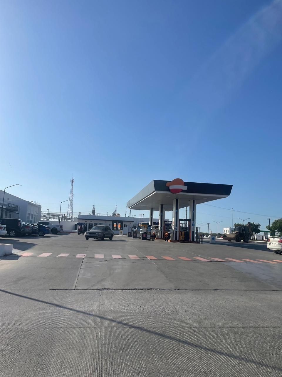 25 de 28: GASOLINERA A 3 MIN