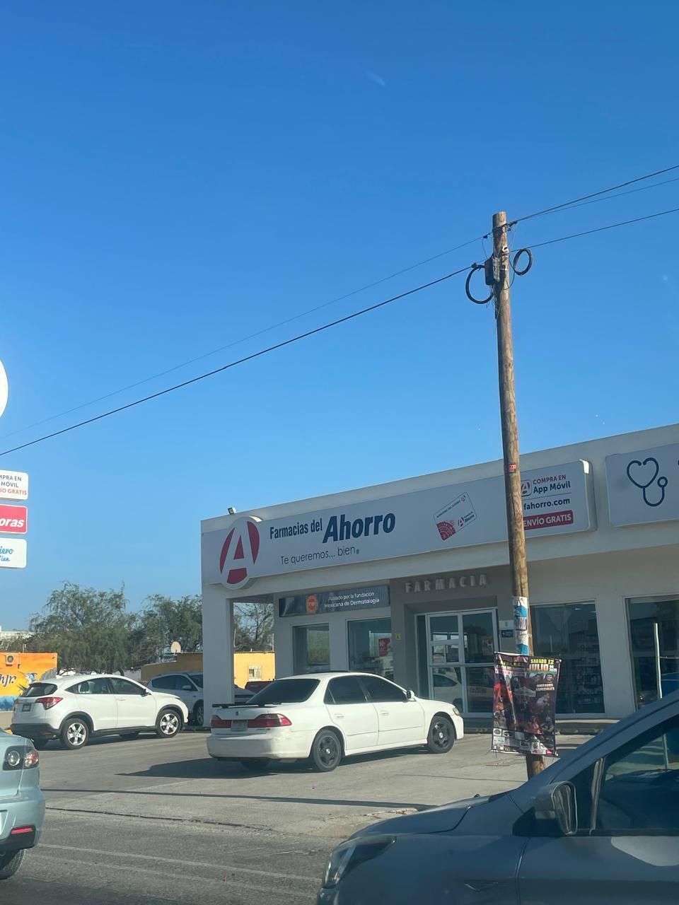26 de 28: FARMACIA A 5 MIN