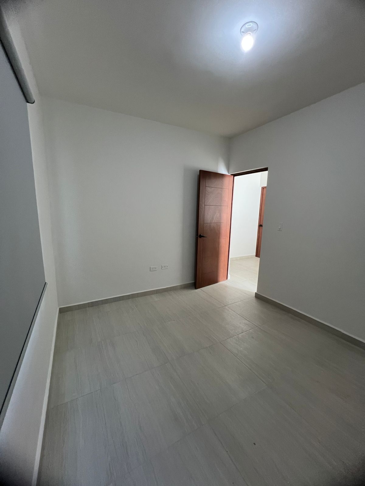 11 de 28: RECAMARA SECUNDARIA 2