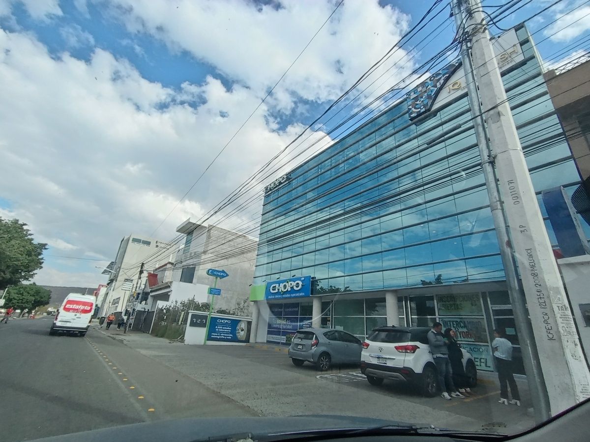 2 de 8