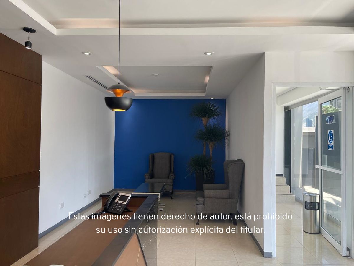 4 de 22: Oficinas Comerciales en Renta en Valle