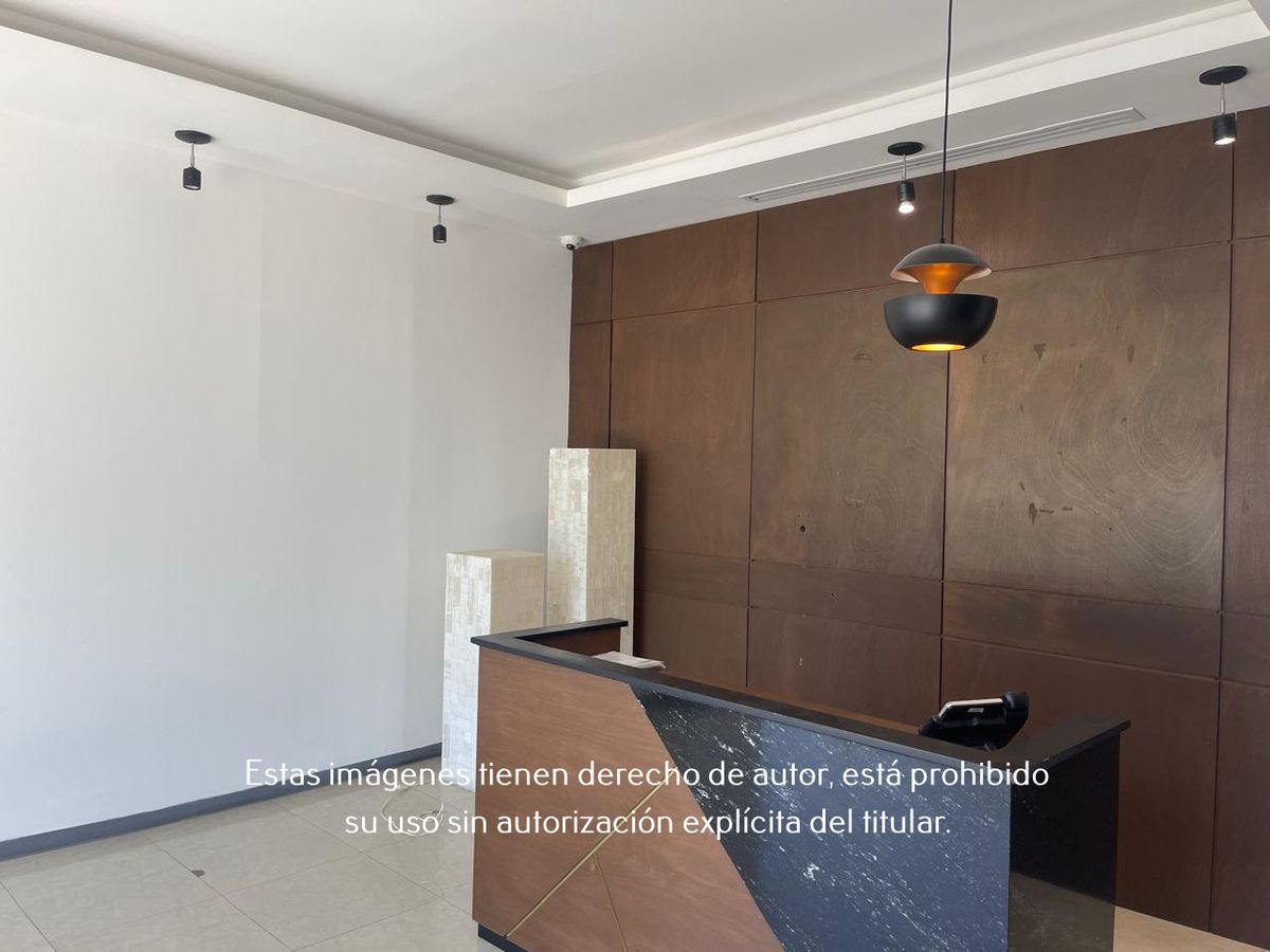 5 de 22: Oficinas Comerciales en Renta en Valle