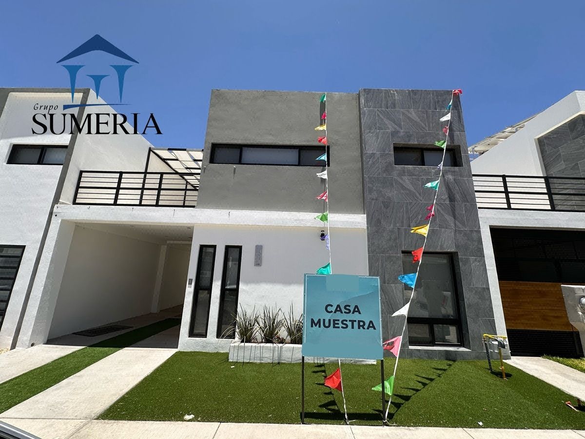 En venta casas con recámara en planta baja Zona Reliz