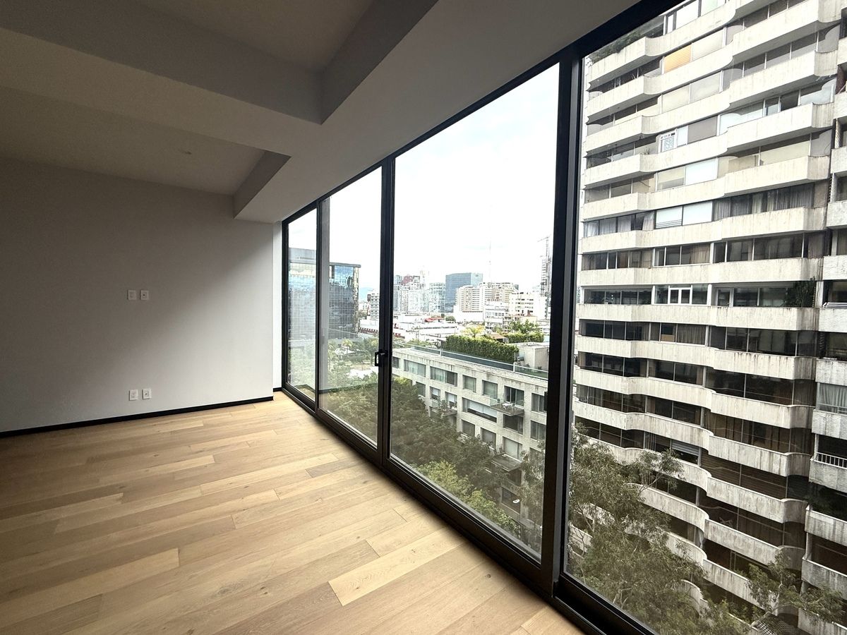 1 of 18: vista exterior