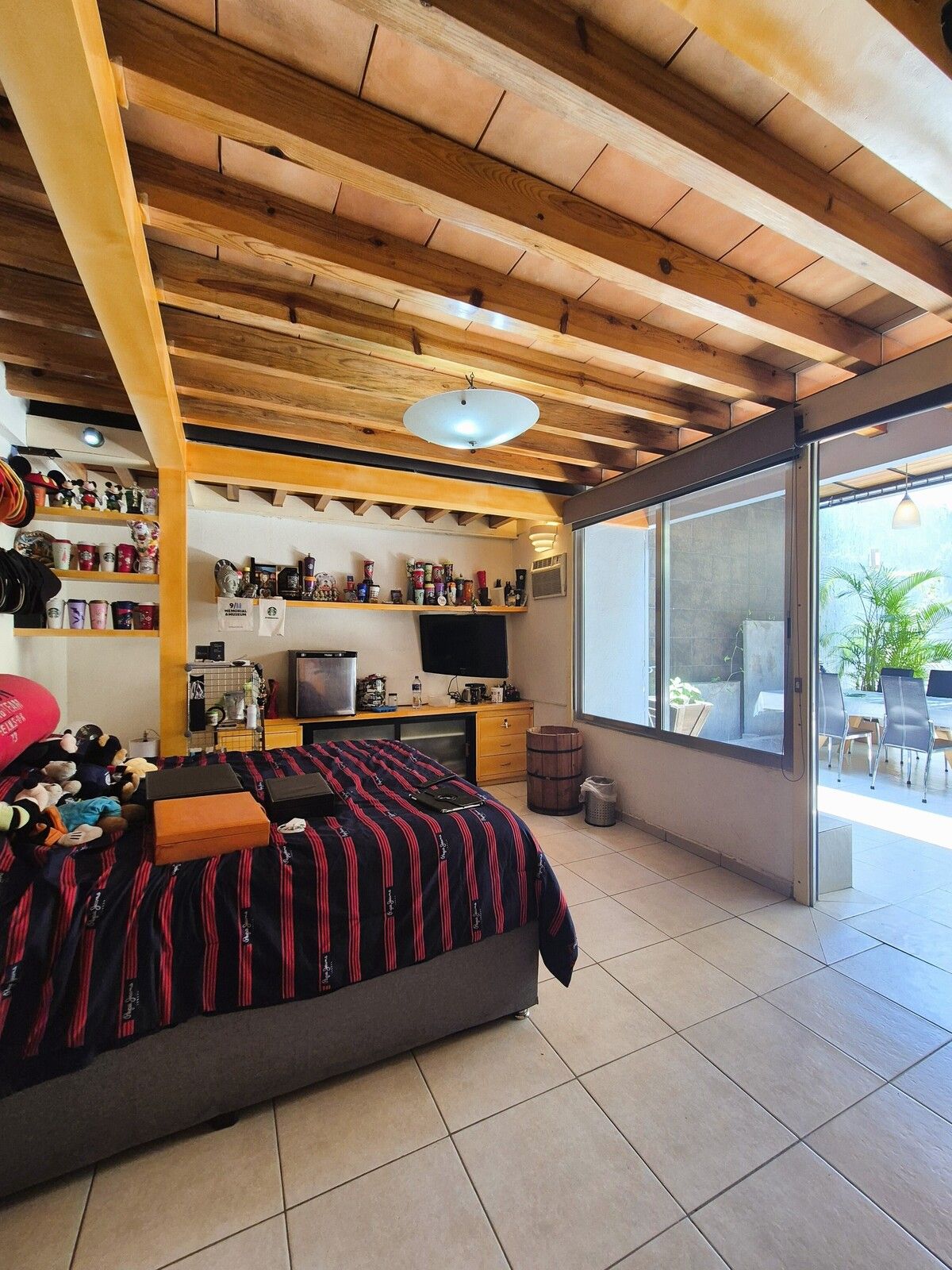 16 de 32: RECAMARA EN PLANTA BAJA CON BAÑO COMPLETO