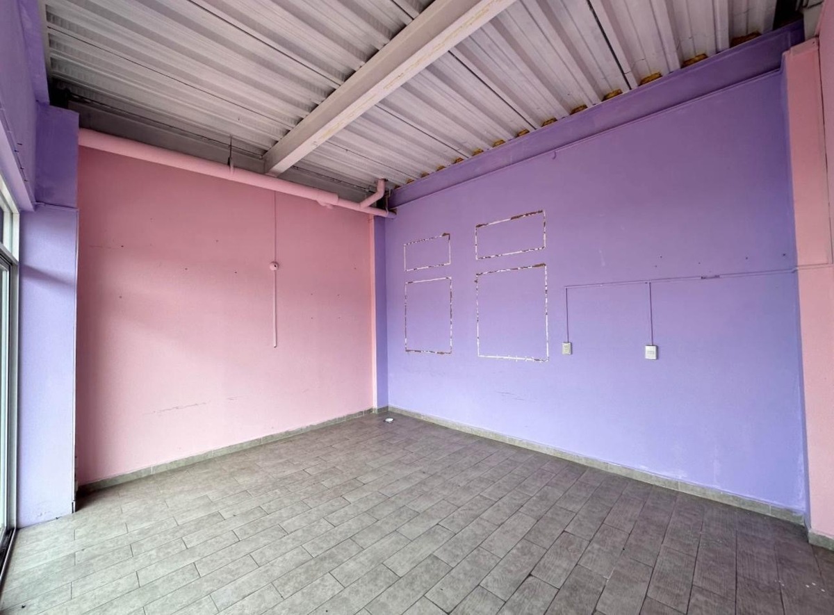 5 de 18: Local 20m2