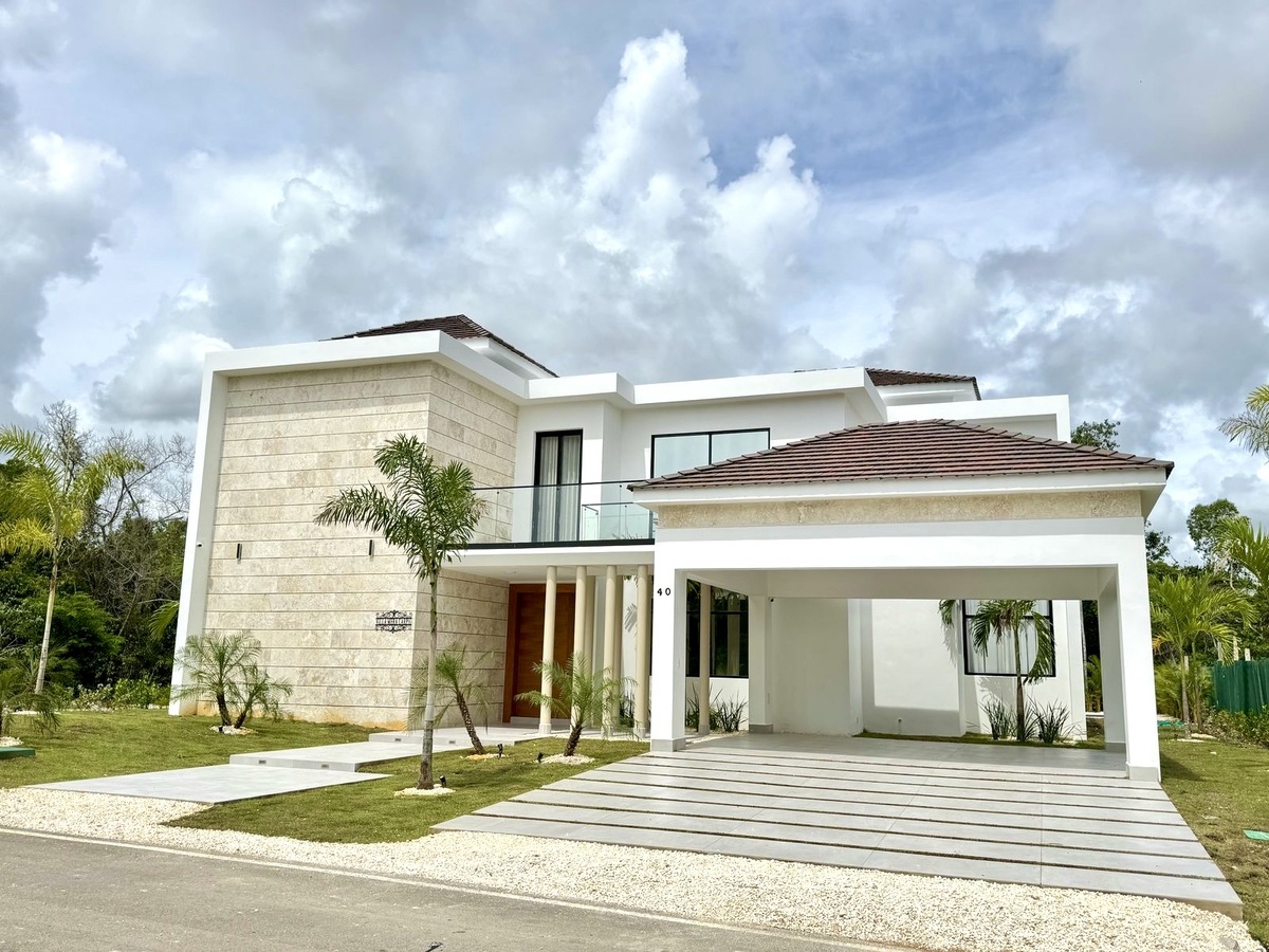 28 de 29: Vista frontal