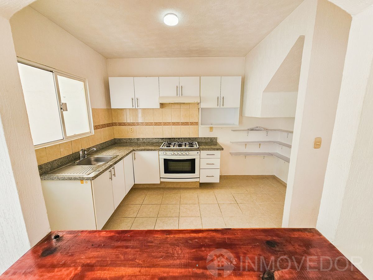 5 of 19: Cocina