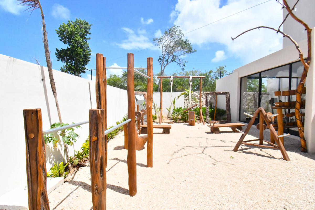 13 de 27: Areas Comunes - Gimnasio Exterior