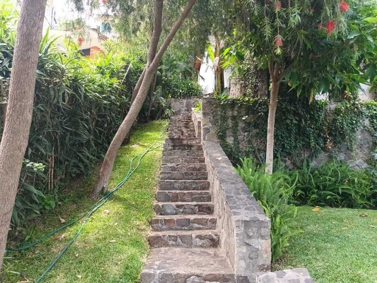 4 de 23