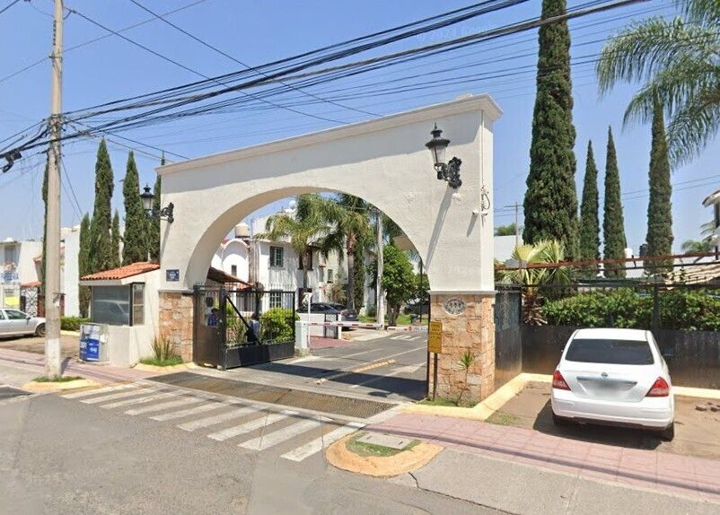1 de 10: Acceso controlado // Seguridad