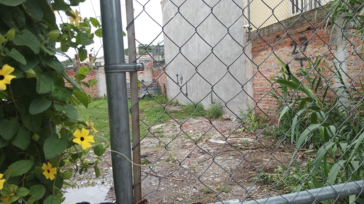 1 de 4: VISTA TERRENO