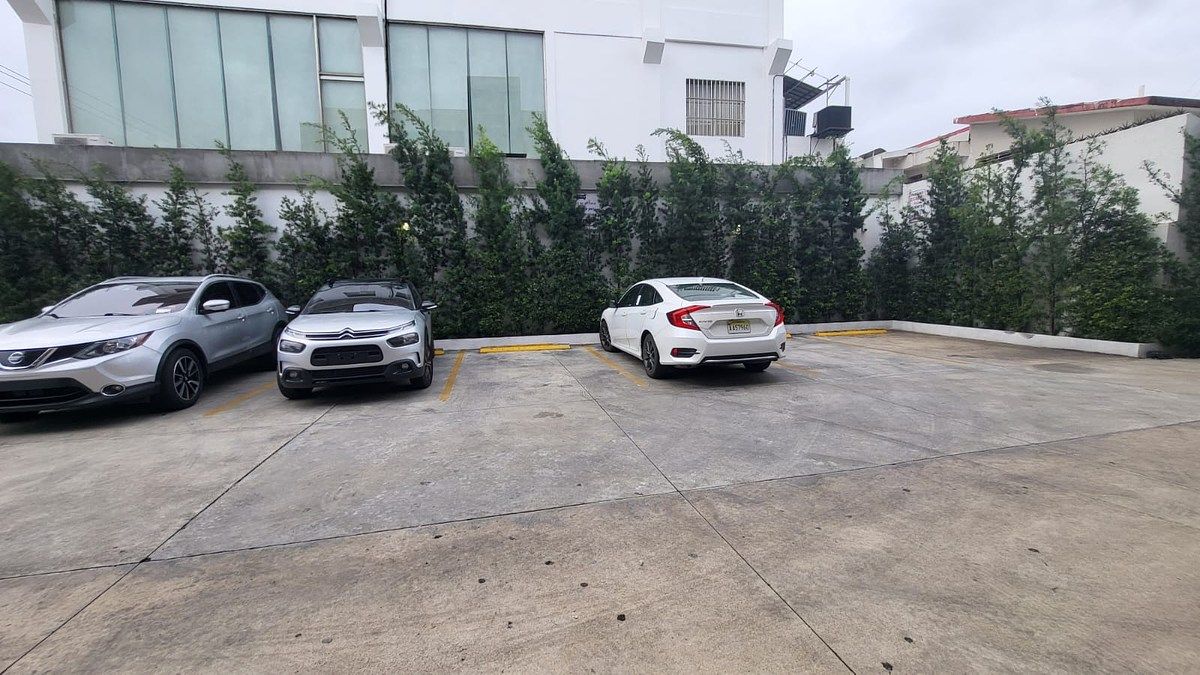 Local Comercial en Los Prados, Santo Domingo Centro (Distrito Nacional), foto 11 de 12