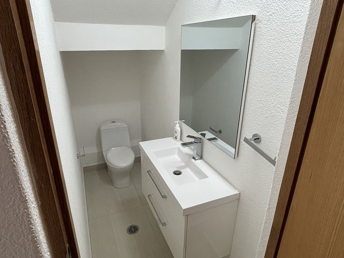 5 of 16: Casa en Condominio en Barrio San Francisco Rayo Vende ®