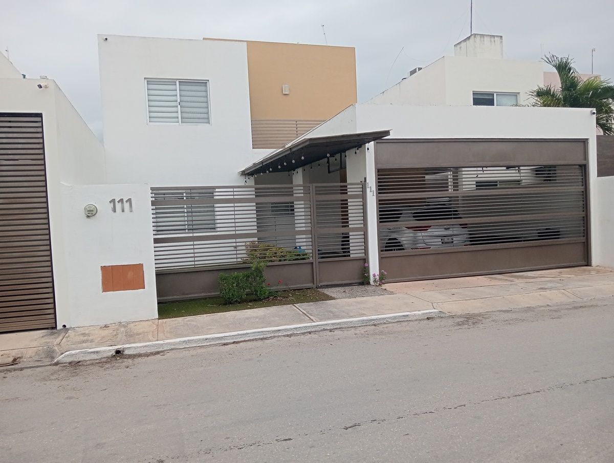 Casa de 2 Pisos en San Antonio Hool, Mérida, Yucatán