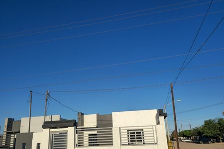 EB-TM4820
