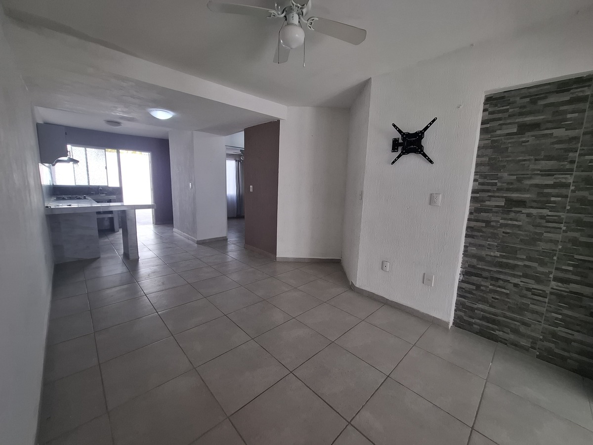 5 de 23: Sala y comedor